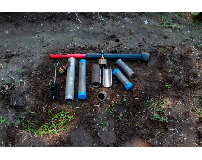 Kit d'échantillonnage de sol pour densité apparente avec marteau coulissant compact