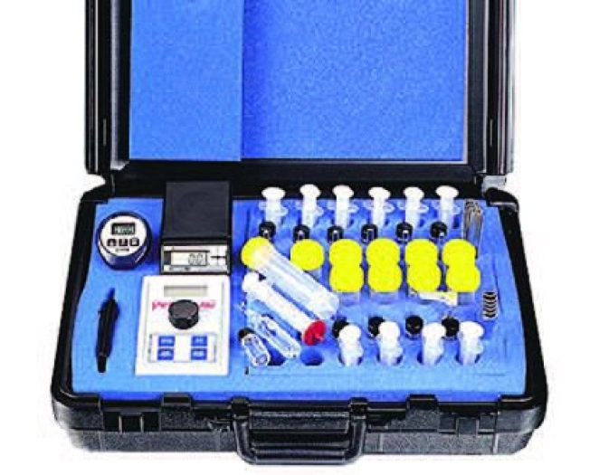 PetroFLAG analyzer system for TPH in soil