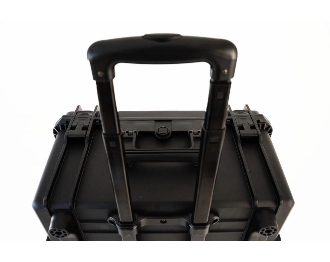 Portable battery system for powering and controlling 12V submersible water sampling pumps